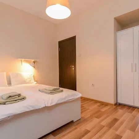 Apartment Charming Two Bedroom On Murphy Street Sofia